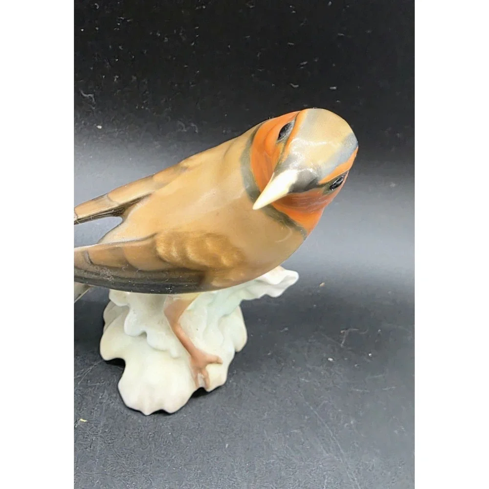 Vintage Hutschenreuther Fine Porcelain Bird Robin Figurine 4.25